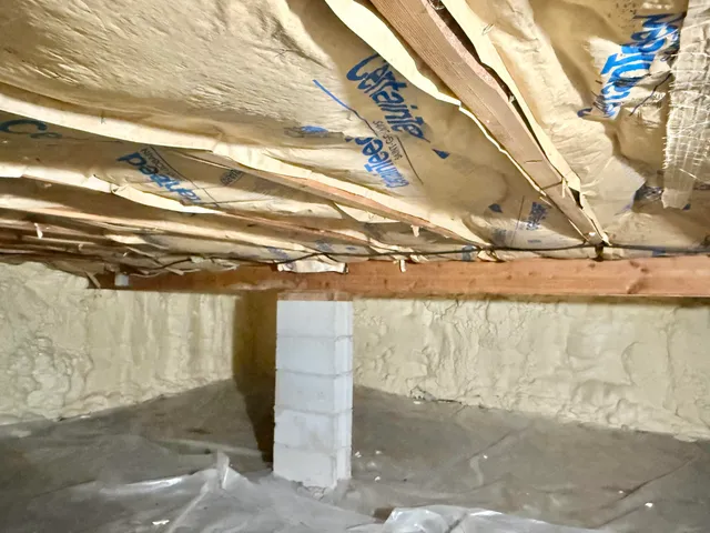 $264,900 | 910 Elizabeth Court, Mount Pleasant, MI 48858