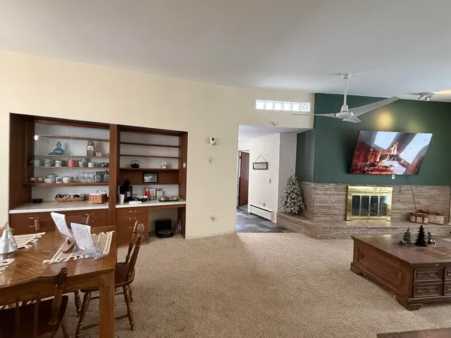 $264,900 | 910 Elizabeth Court, Mount Pleasant, MI 48858