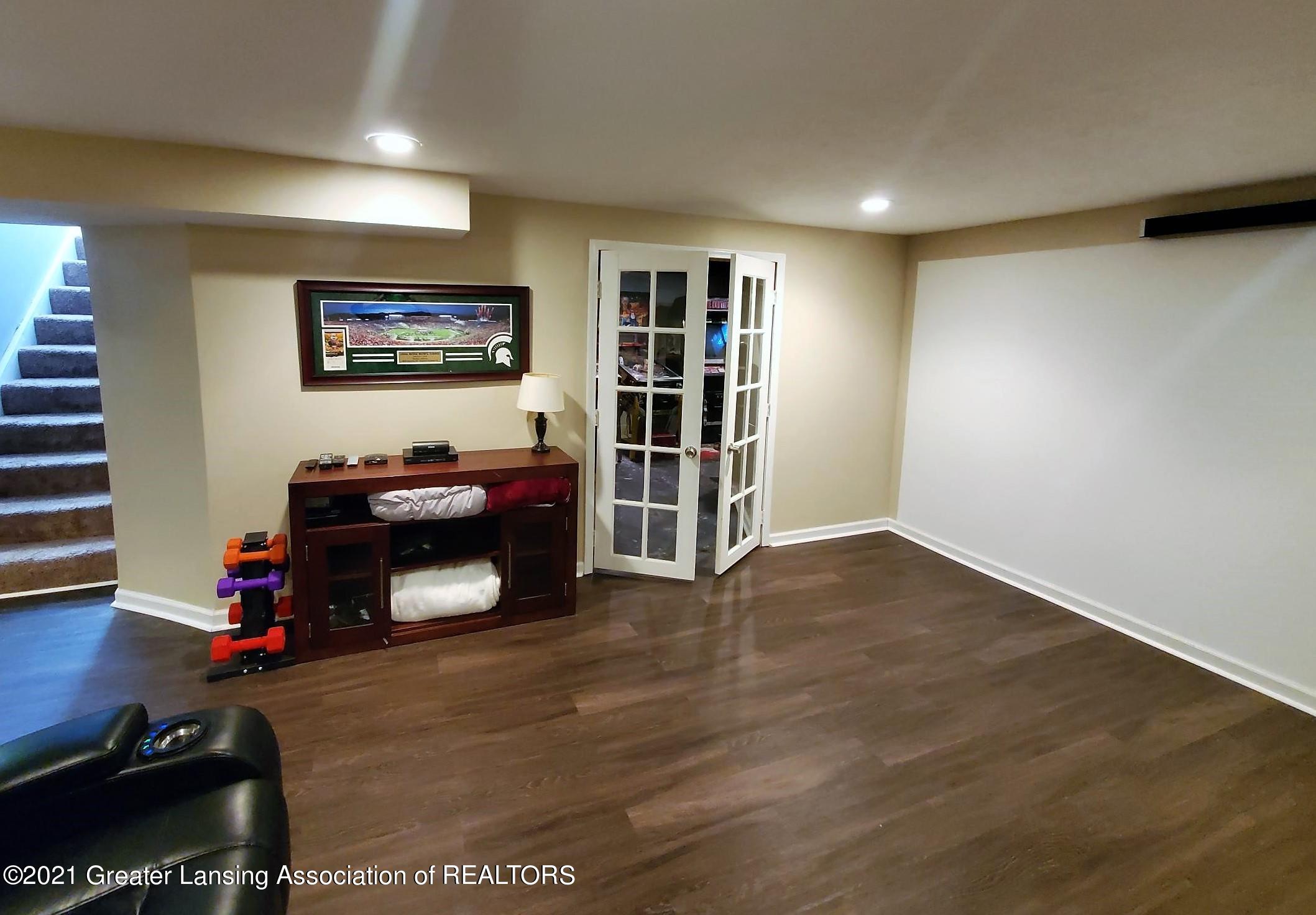 7480 Coleman Road East Lansing, MI 48823 - Photo 17 of 21 IN13