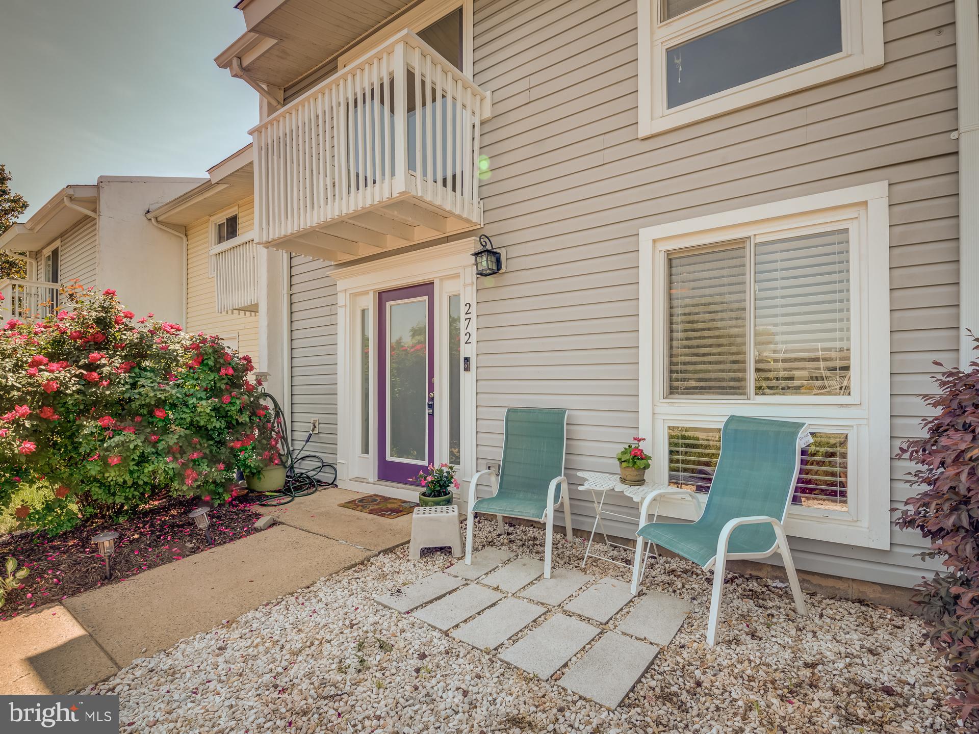 272 North Cottage Road Sterling, VA 20164 - Photo 27 of 27 Front porch