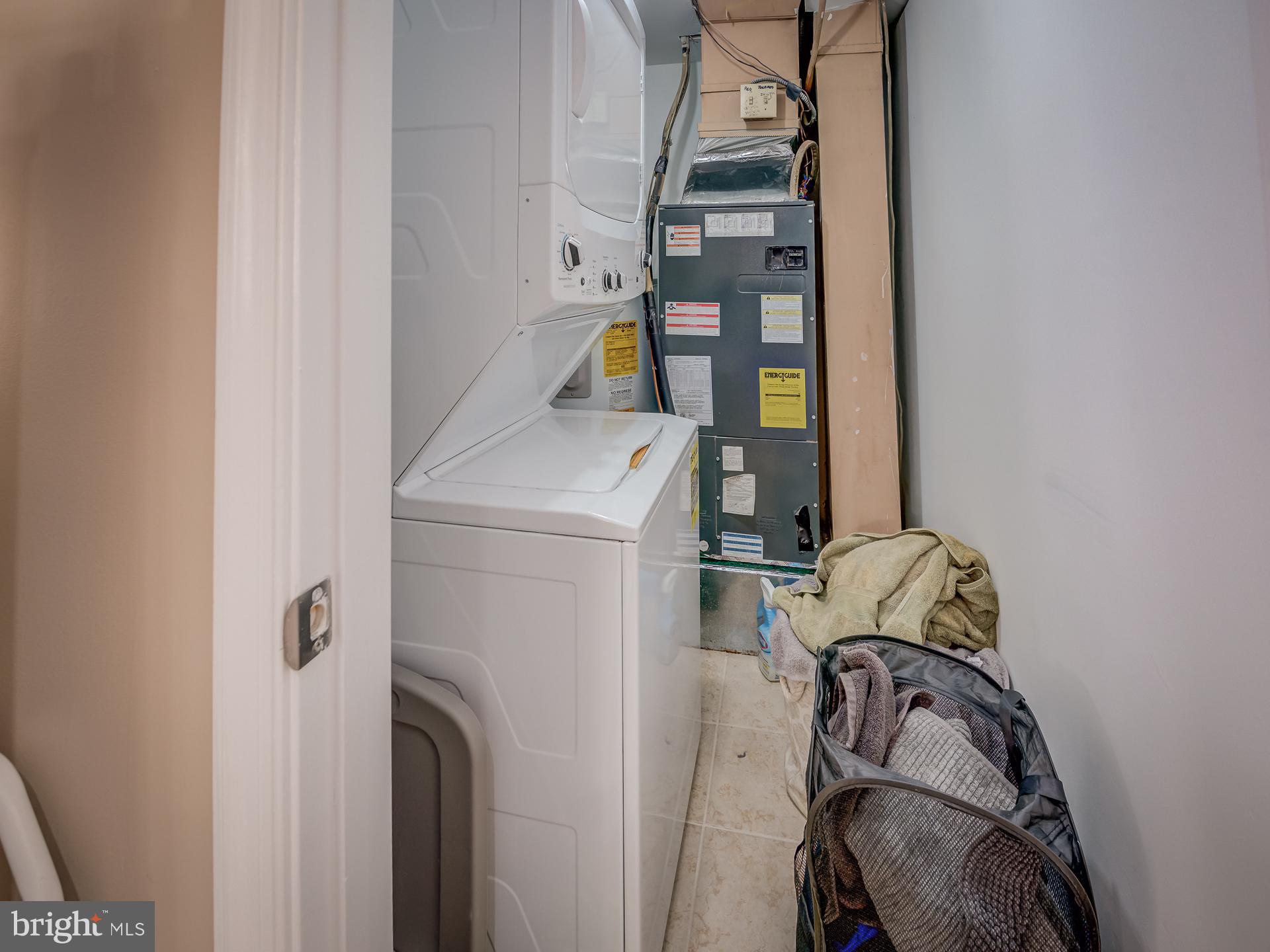 272 North Cottage Road Sterling, VA 20164 - Photo 8 of 27 Laundry area