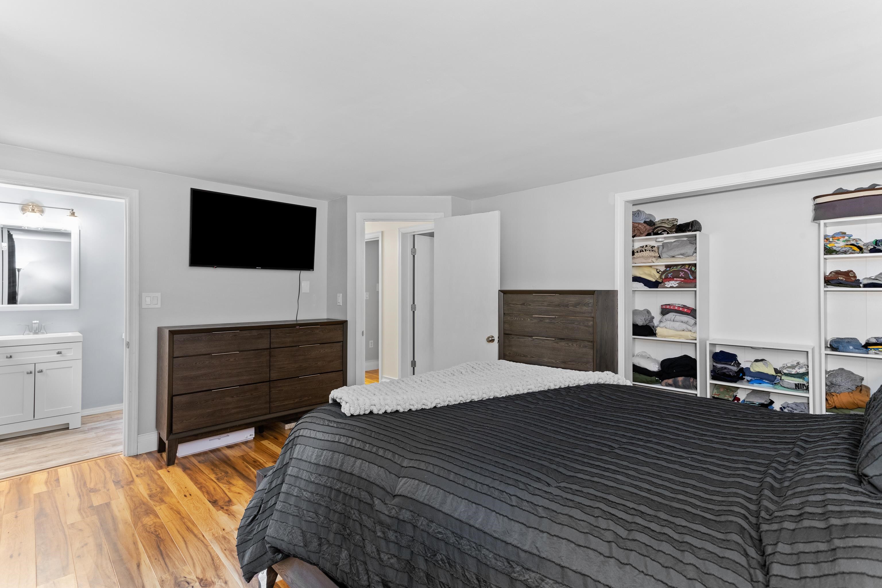 172 Straw Road Manchester, NH 03102 - Photo 12 of 36