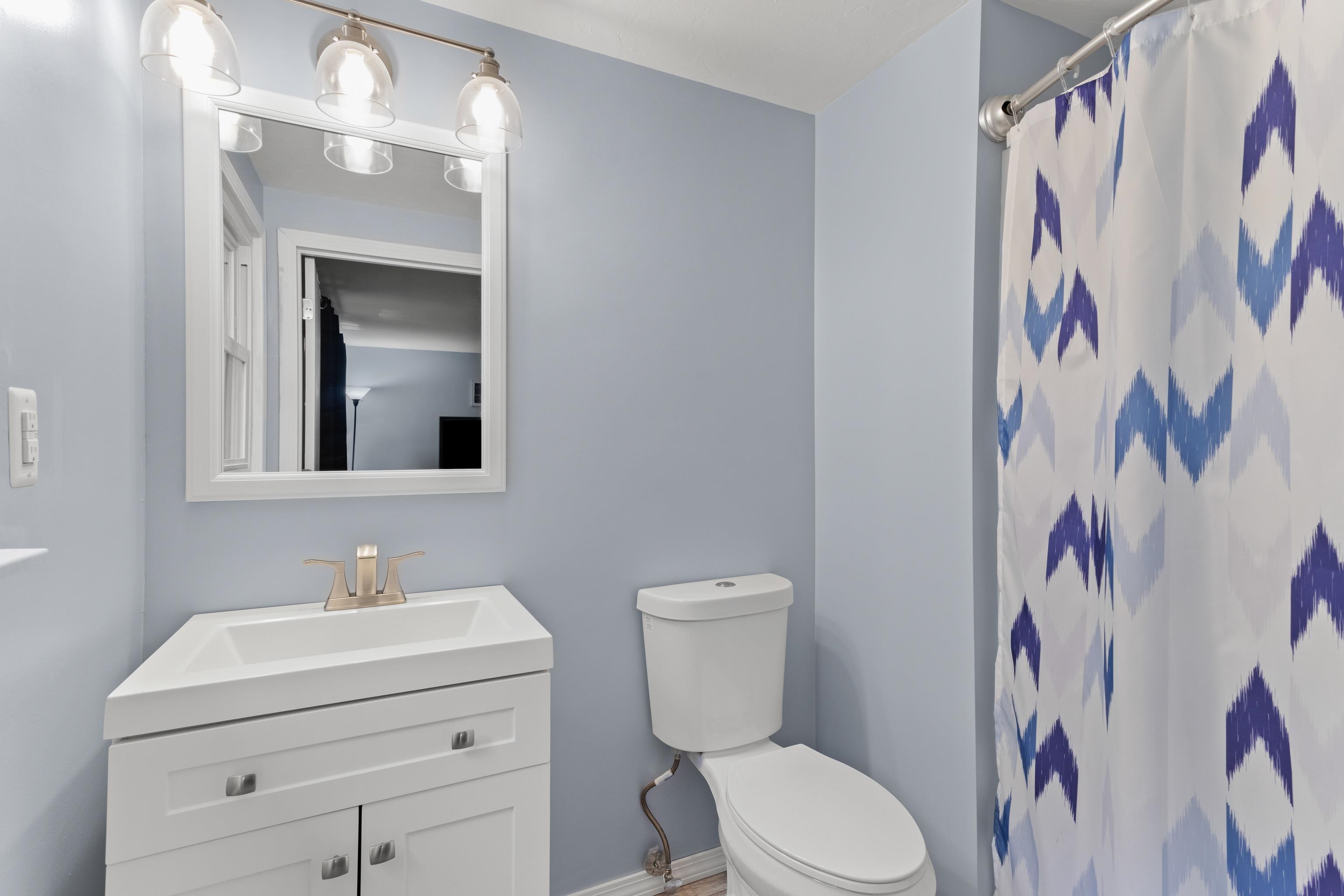 172 Straw Road Manchester, NH 03102 - Photo 15 of 36