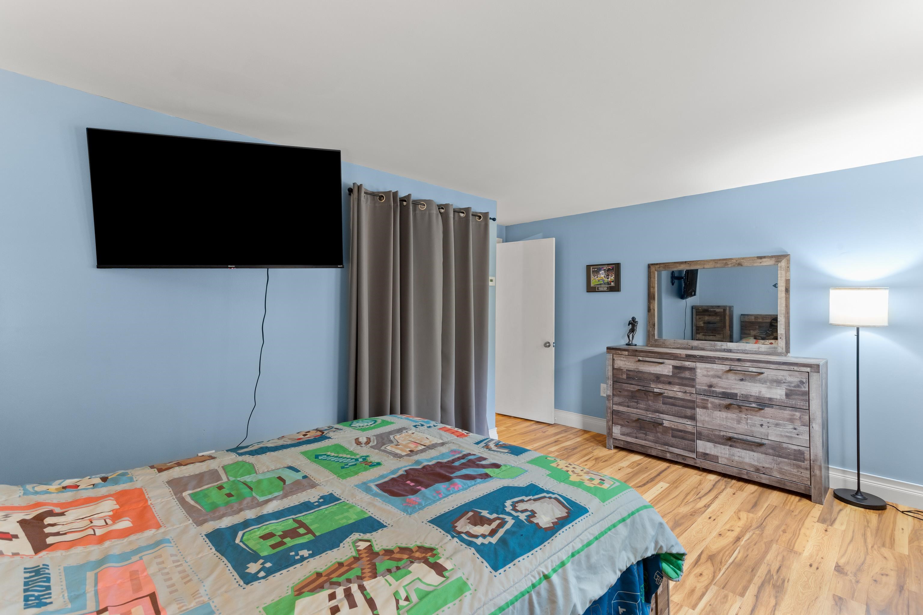 172 Straw Road Manchester, NH 03102 - Photo 18 of 36