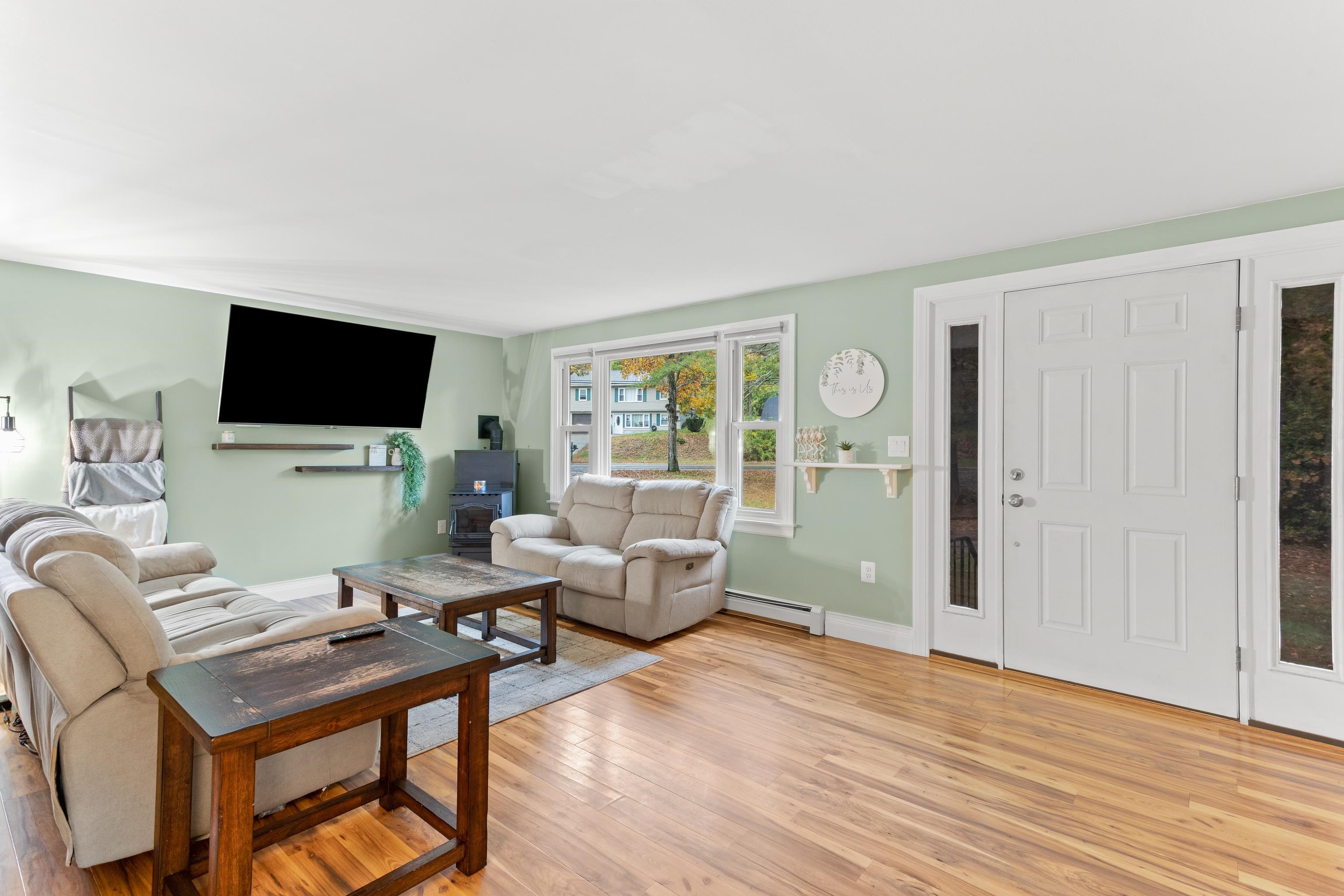 172 Straw Road Manchester, NH 03102 - Photo 31 of 36