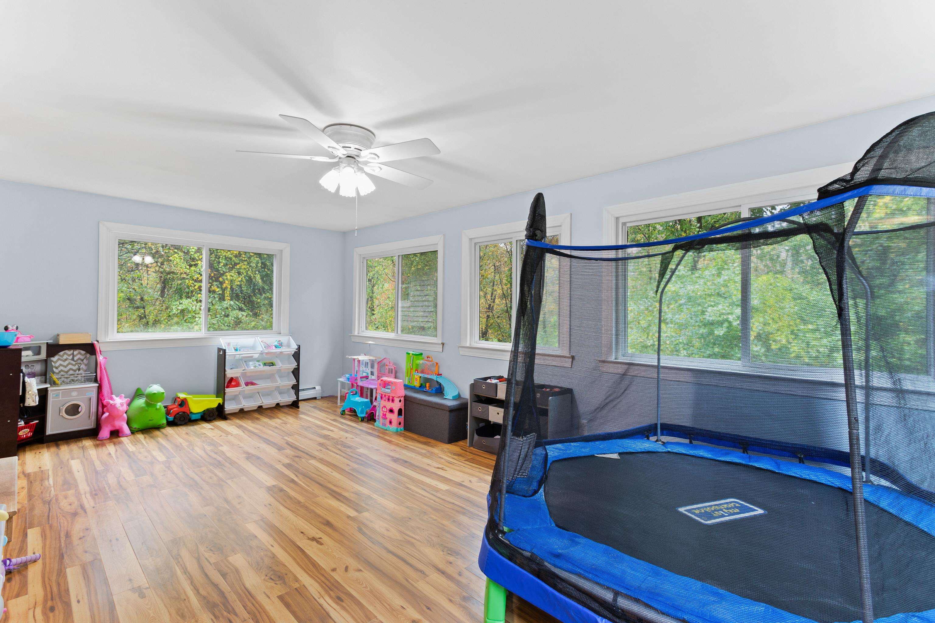 172 Straw Road Manchester, NH 03102 - Photo 8 of 36