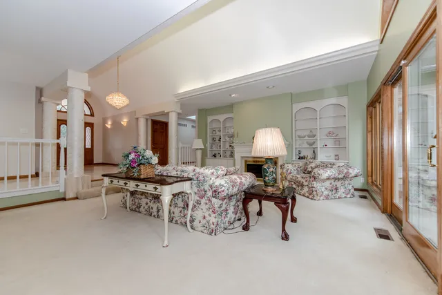 $589,000 | 717 Westridge Road, Joliet, IL 60431