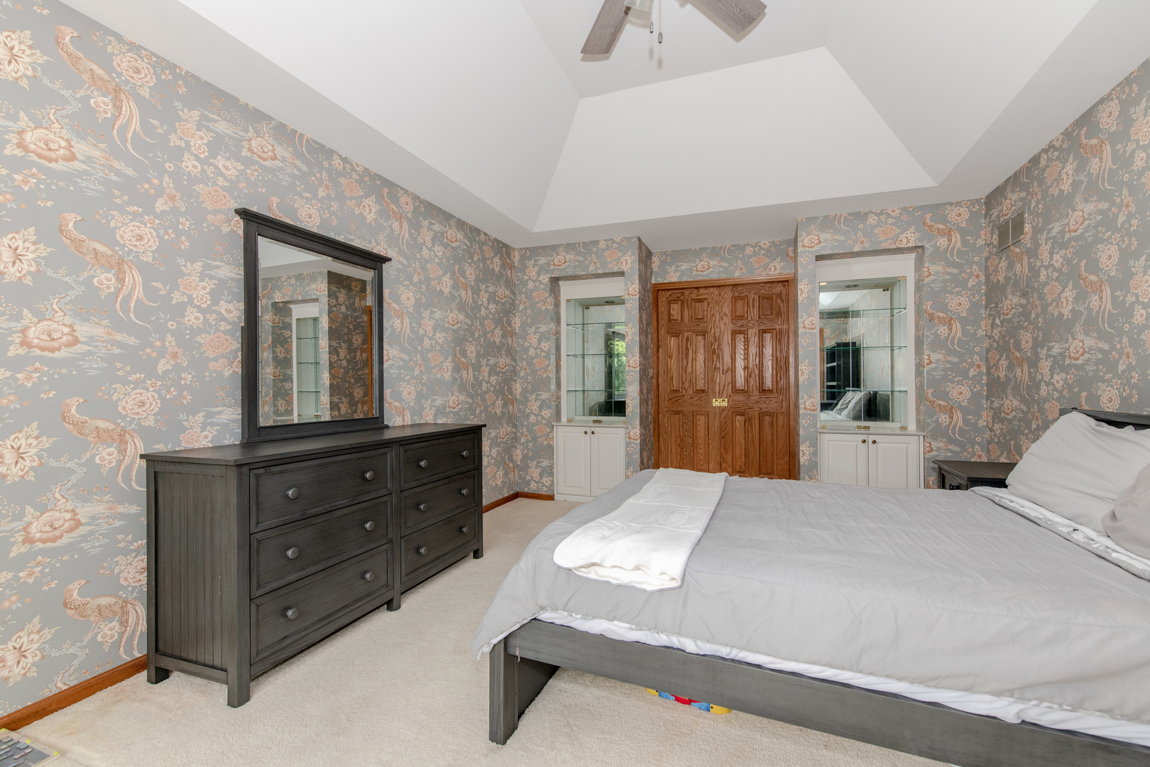 717 Westridge Road Joliet, IL 60431 - Photo 41 of 68 a bedroom with a bed and a dresser