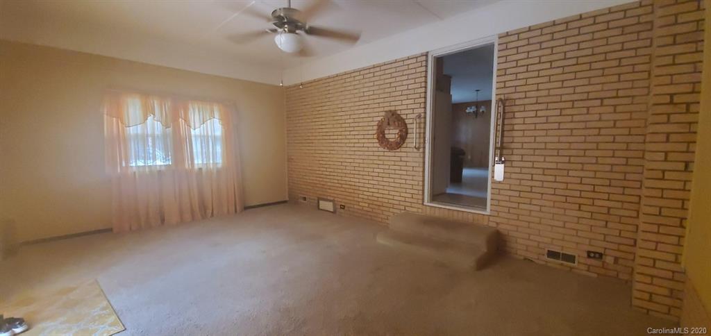 200 Downey Lake Road Dallas, NC 28034 - Photo 8 of 21 Gallery Image 8