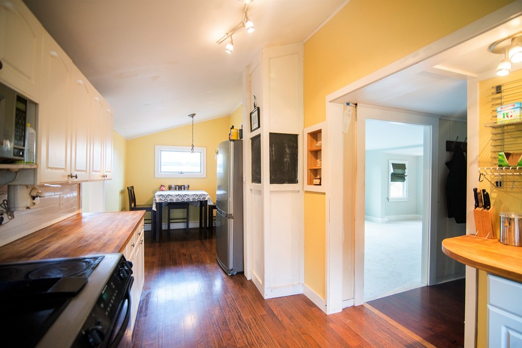 7 Cogswell Road North Reading, MA 01864 - Photo 5 of 29 Gallery Image 5