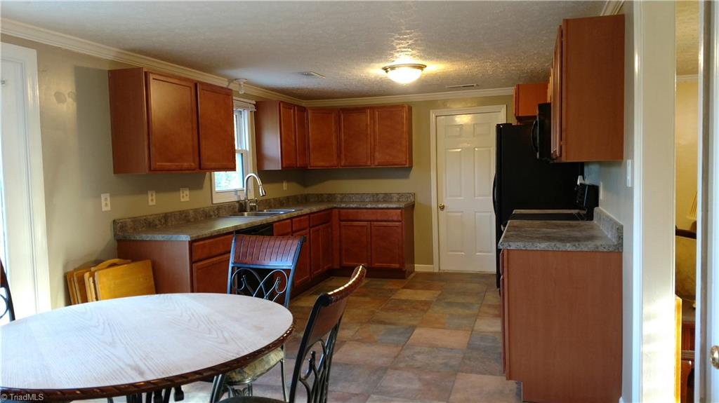 431 Schoolfield Road Ruffin, NC 27326 - Photo 9 of 15