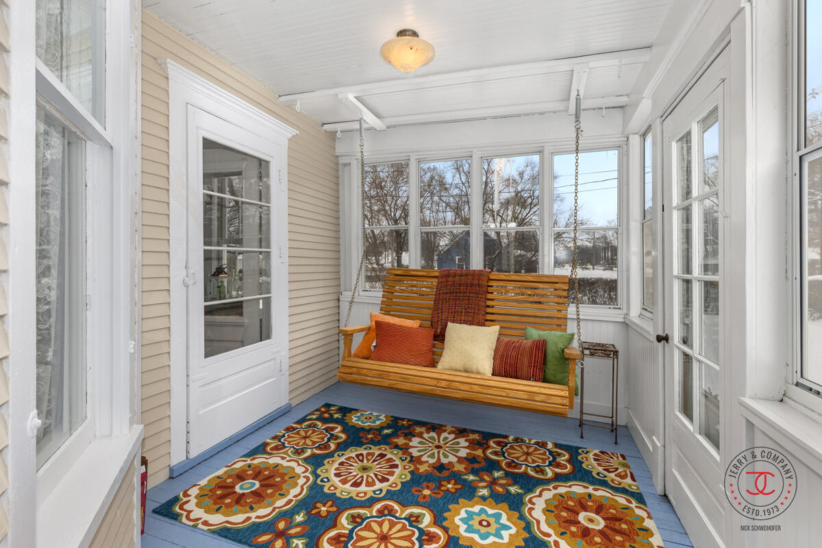 499 Graafschap Road Holland, MI 49423 - Photo 20 of 35 IMG_1019