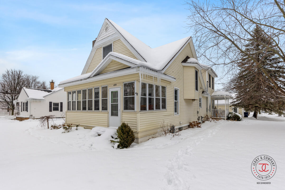 499 Graafschap Road Holland, MI 49423 - Photo 2 of 35 IMG_1001