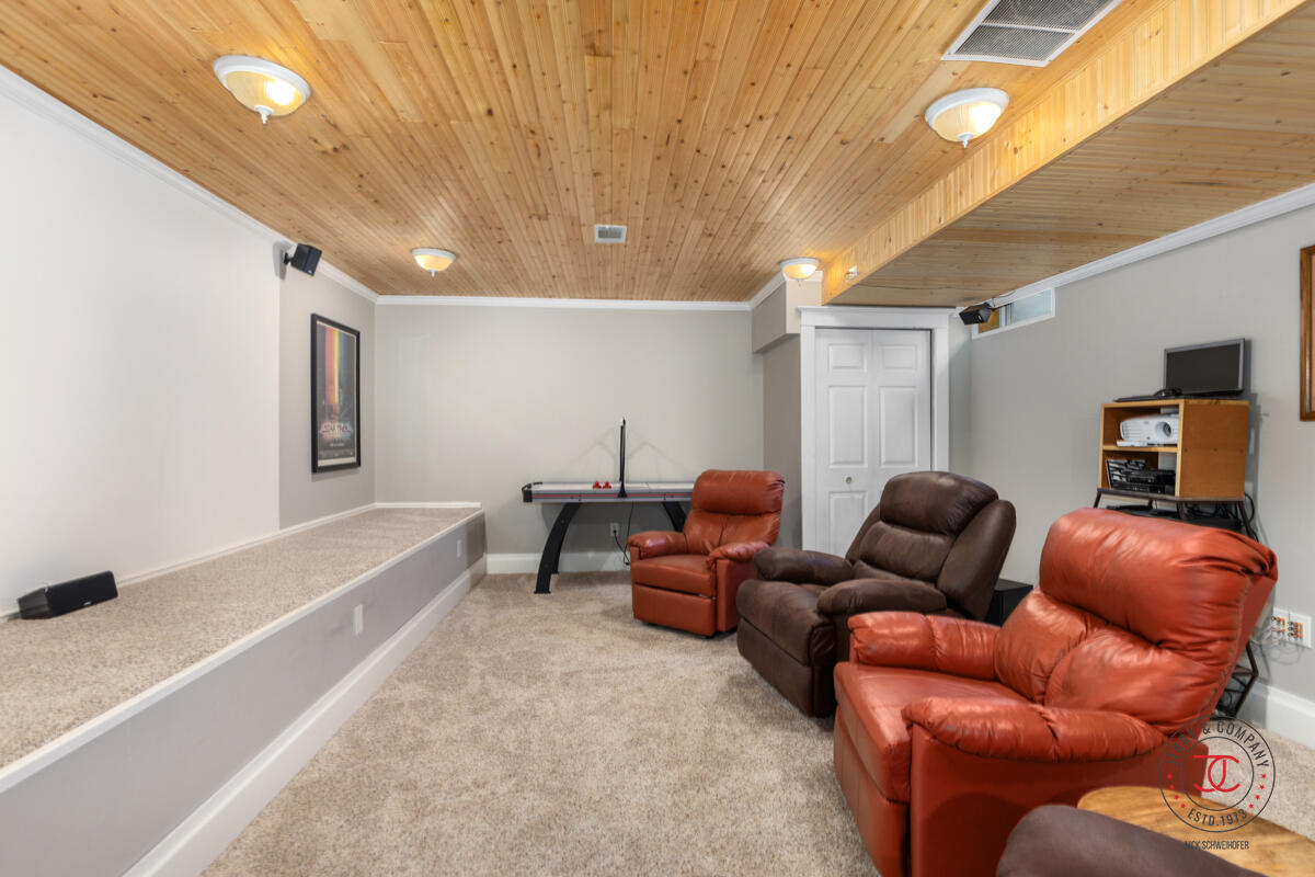 499 Graafschap Road Holland, MI 49423 - Photo 31 of 35 IMG_1030