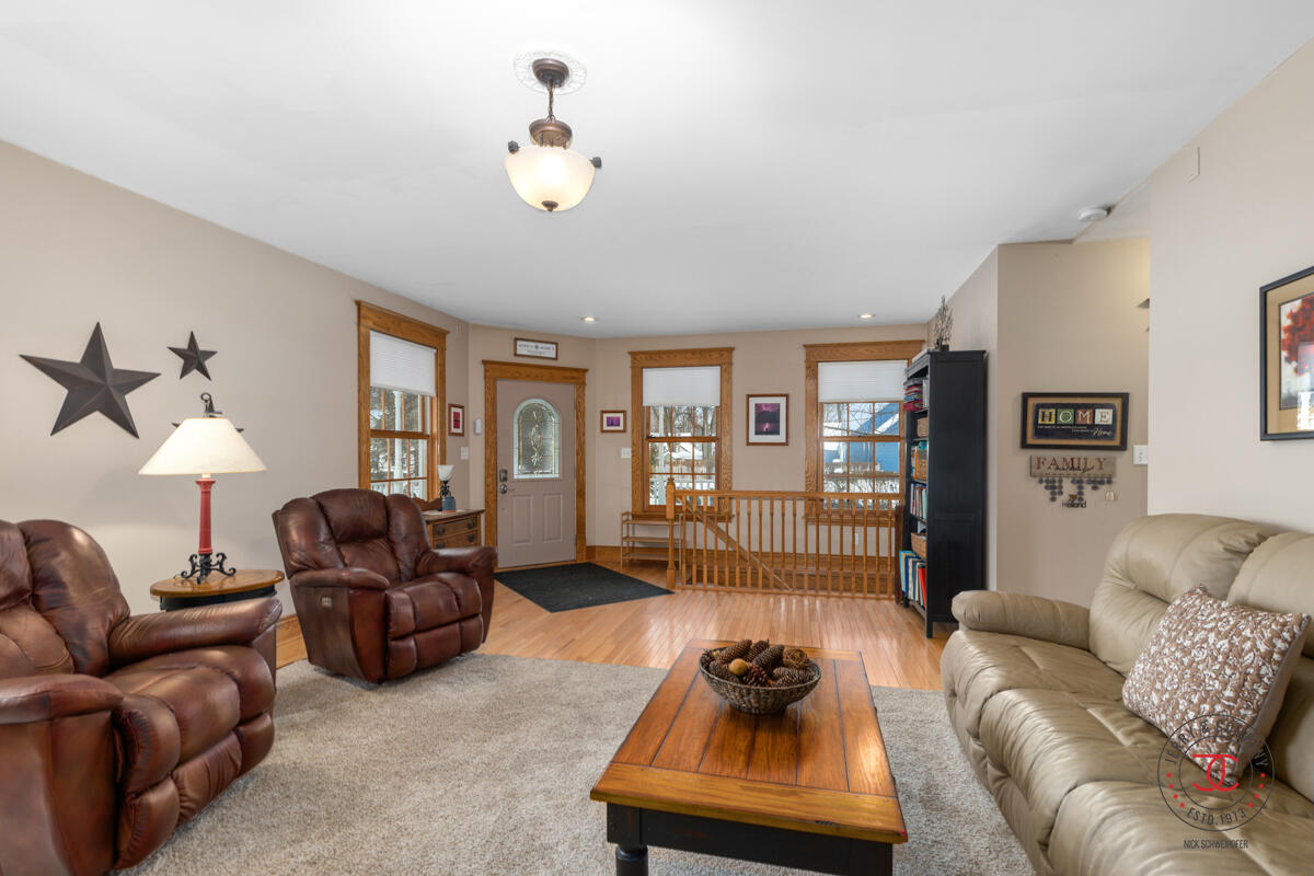 499 Graafschap Road Holland, MI 49423 - Photo 6 of 35 IMG_1005