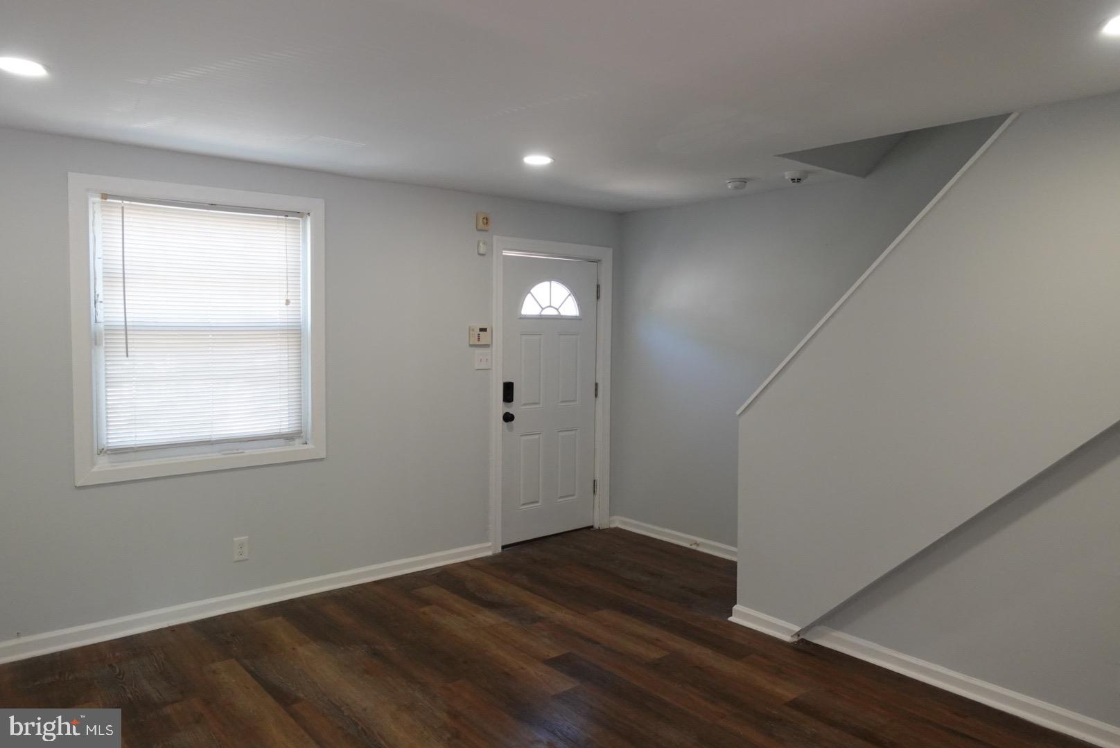 1132 South Merrimac Road Camden, NJ 08104 - Photo 9 of 26
