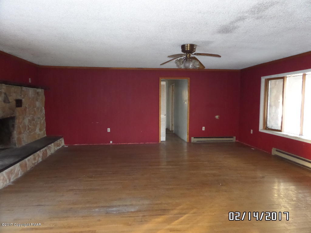 154 Doll Road Stroudsburg, PA 18360 - Photo 8 of 10 SAM_9016