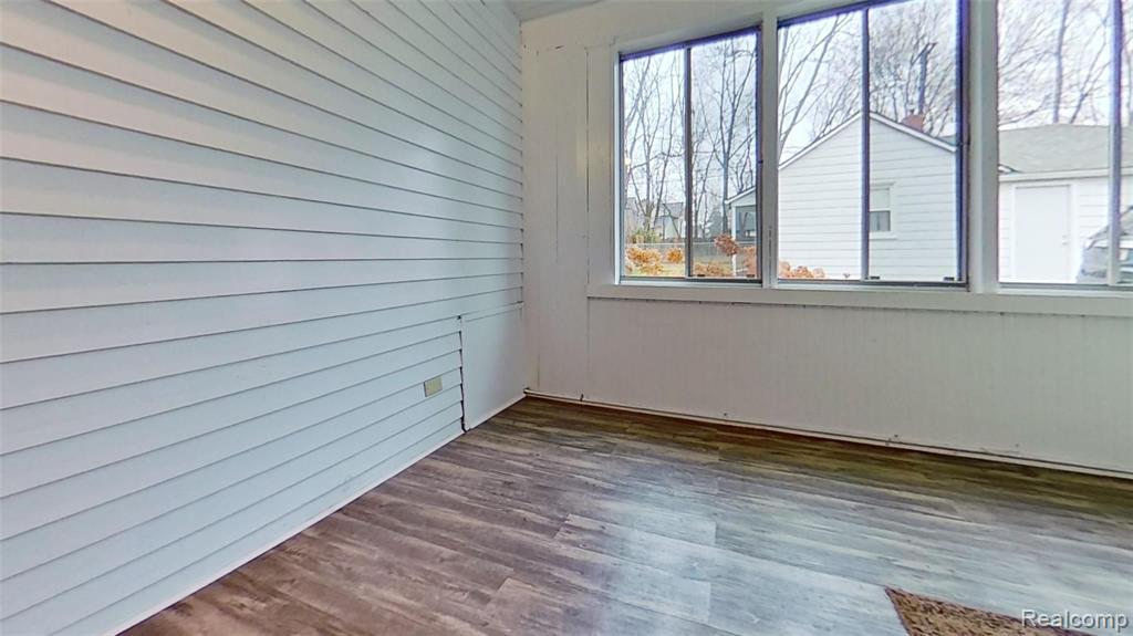 8 South Normal Street, Unit UPPR Ypsilanti, MI 48197 - Photo 5 of 10