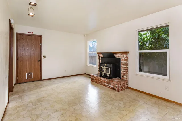 $679,000 | 1068 San Francisco Way, Rohnert Park, CA 94928