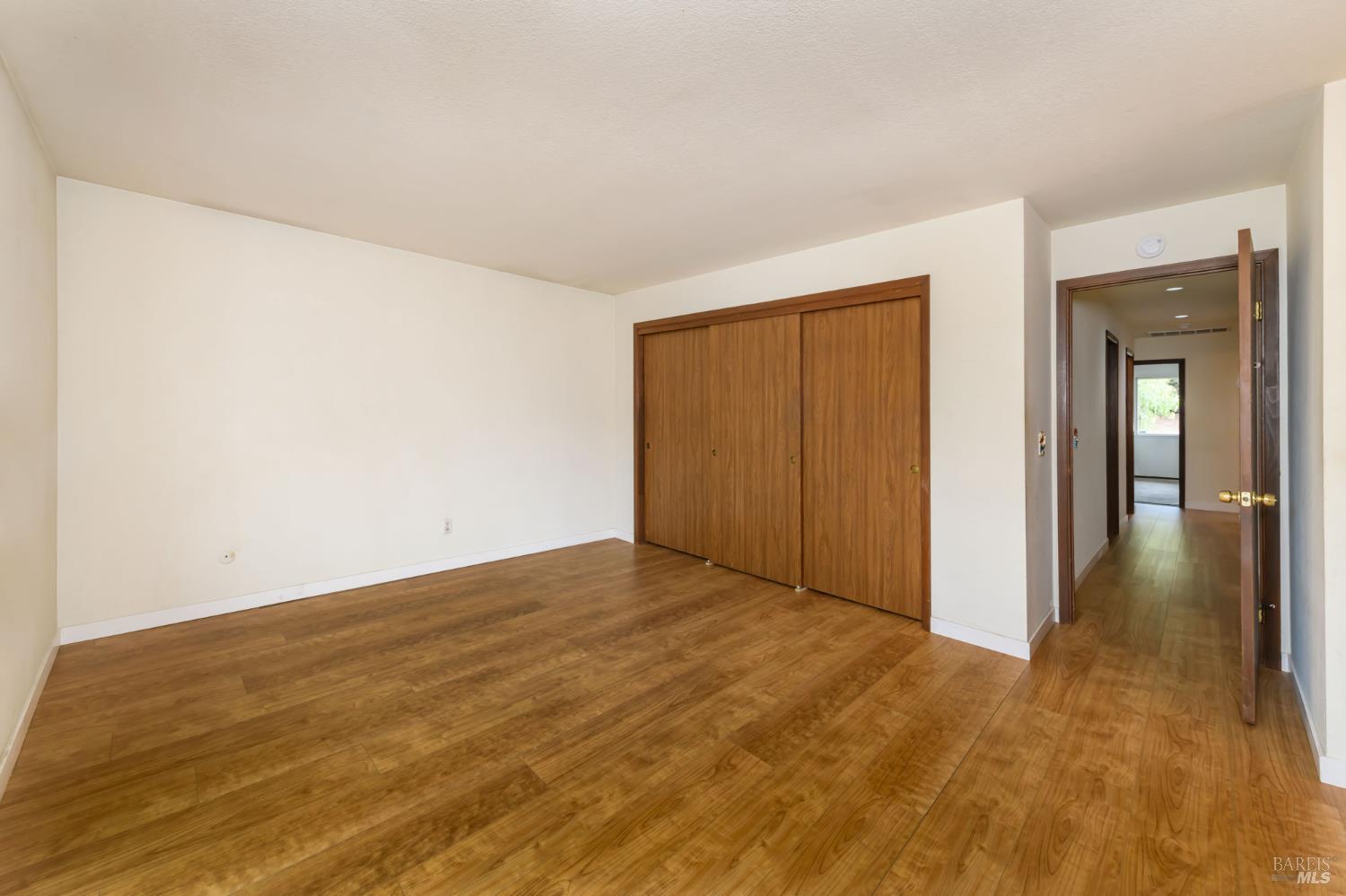 1068 San Francisco Way Rohnert Park, CA 94928 - Photo 18 of 32 Primary Bedroom Suite