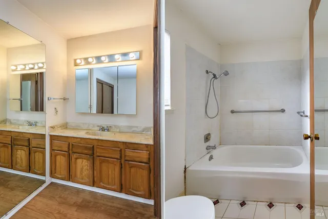 $679,000 | 1068 San Francisco Way, Rohnert Park, CA 94928