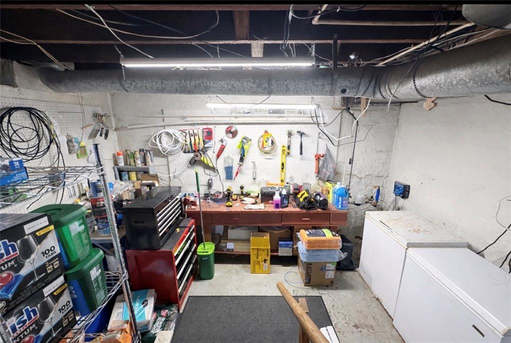 329 New Castle Street Slippery Rock, PA 16057 - Photo 19 of 27