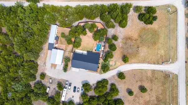 $800,000 | 224 Lyla Lane, Trenton, TX 75490