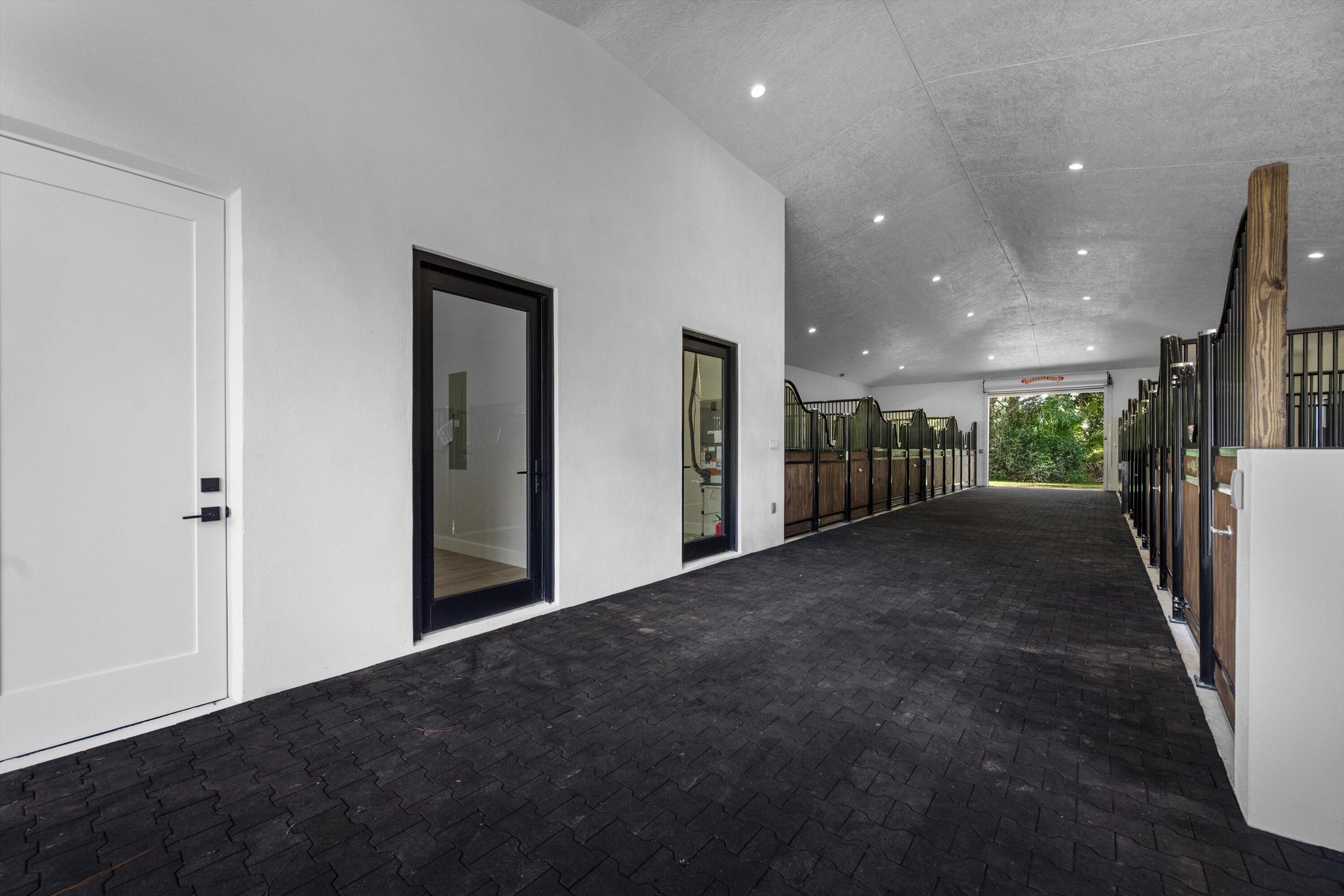 14479 Halter Road Wellington, FL 33414 - Photo 13 of 77 56-DSC_7034