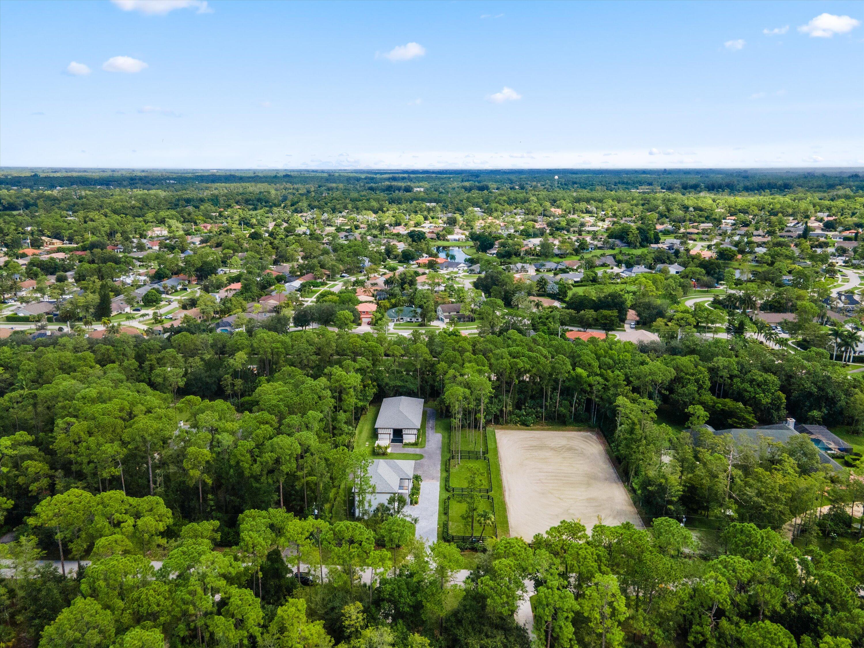 14479 Halter Road Wellington, FL 33414 - Photo 7 of 77 67-DJI_0518