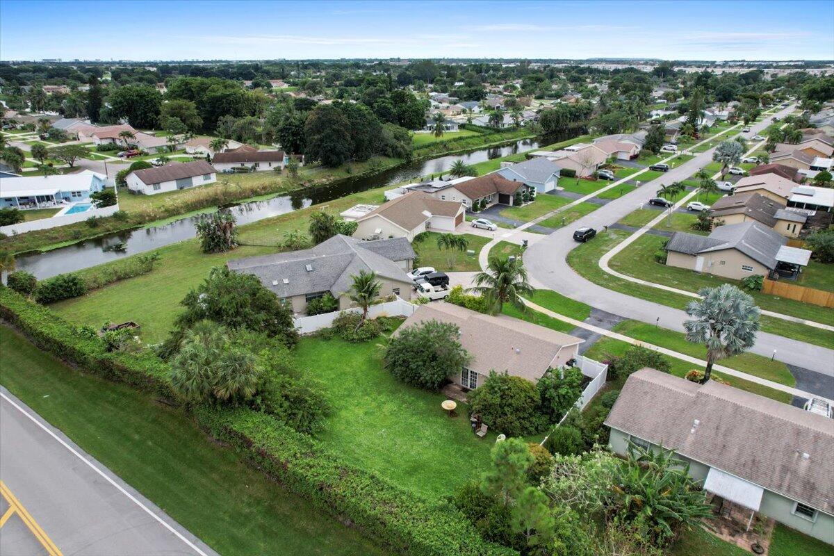19309 Carolina Circle Boca Raton, FL 33434 - Photo 28 of 30 an aerial view of residential houses with outdoor space