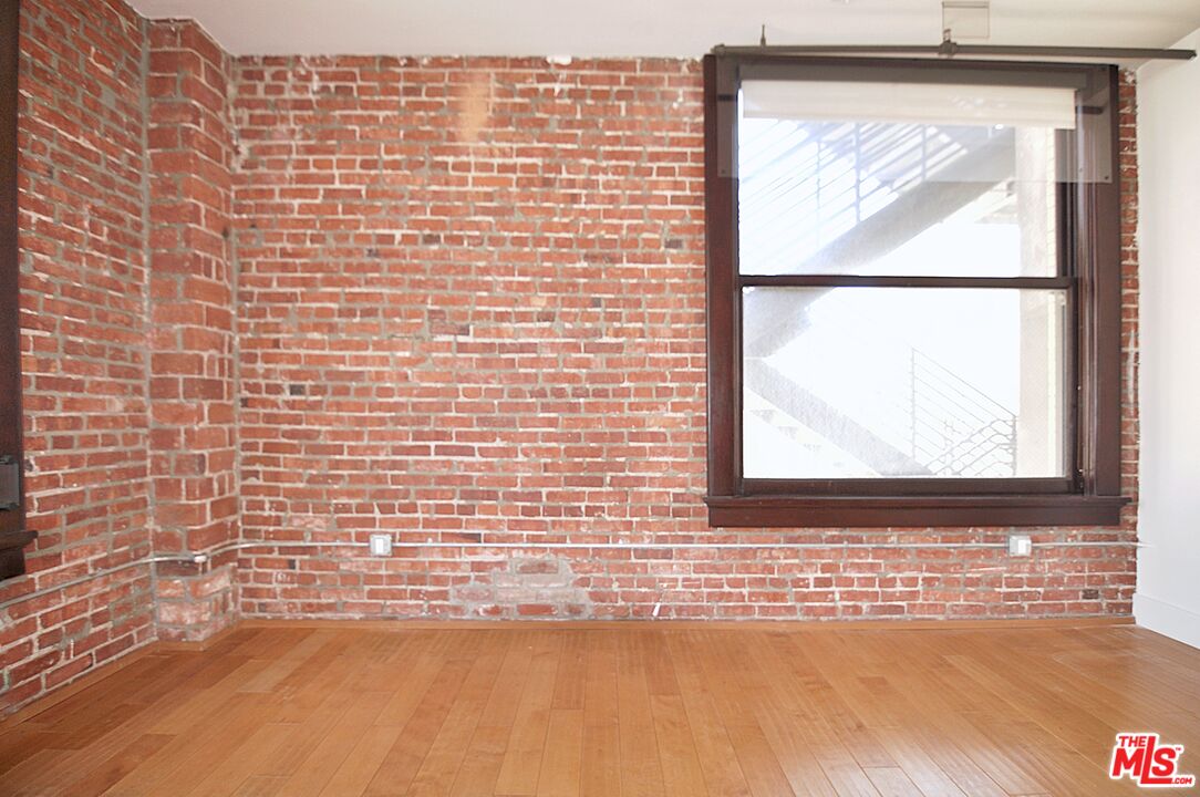 460 South Spring Street, Unit 701 Los Angeles, CA 90013 - Photo 12 of 33