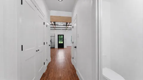 $549,900 | 10802 Fairview Drive, Conroe, TX 77385