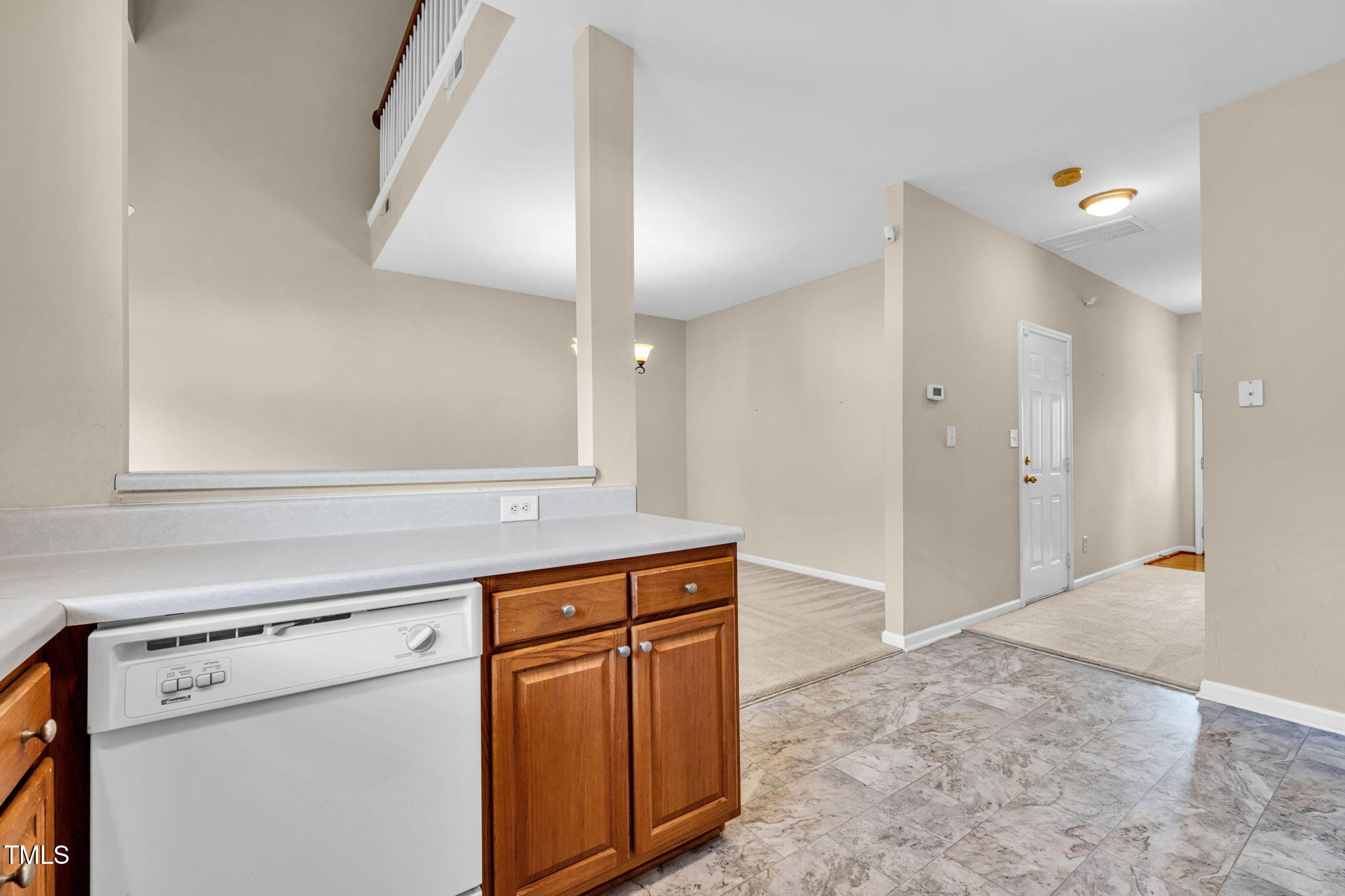 2737 Andover Glen Road Raleigh, NC 27604 - Photo 11 of 36 a view of a kitchen with cabinets