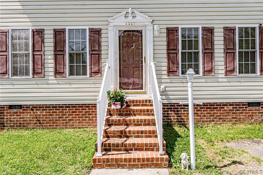 4327 Warwick Road Richmond, VA 23234 - Photo 5 of 49 Gallery Image 5