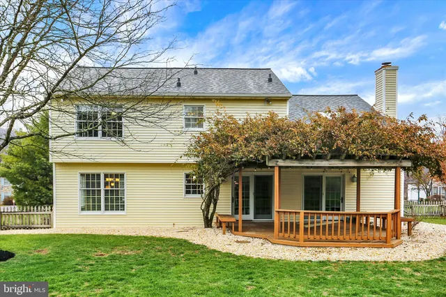 $449,900 | 1719 Bennington Drive, Harrisburg, PA 17112