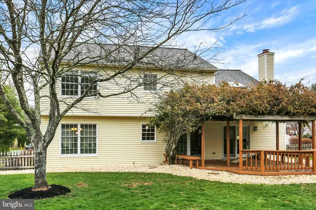 $449,900 | 1719 Bennington Drive, Harrisburg, PA 17112