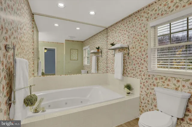 $449,900 | 1719 Bennington Drive, Harrisburg, PA 17112