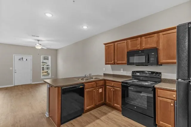 $2,200 | 2243 Del Carmel Way, Tallahassee, FL 32303