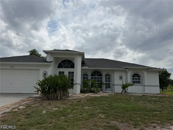 $1,900 | 3404 Northeast 9th Avenue, Cape Coral, FL 33909