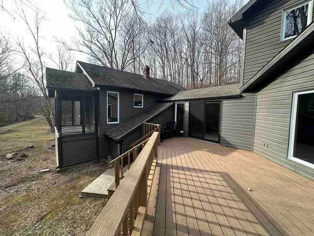 $675,000 | 1300 Shoal Creek Road, Unit 1, Murphysboro, IL 62966