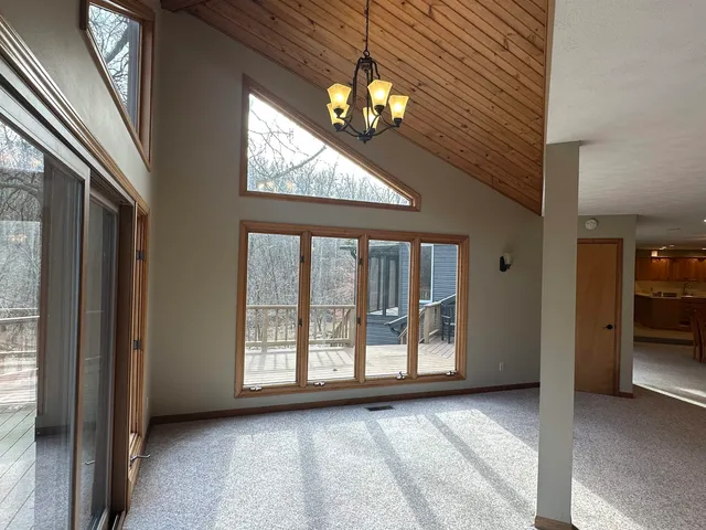 $675,000 | 1300 Shoal Creek Road, Unit 1, Murphysboro, IL 62966