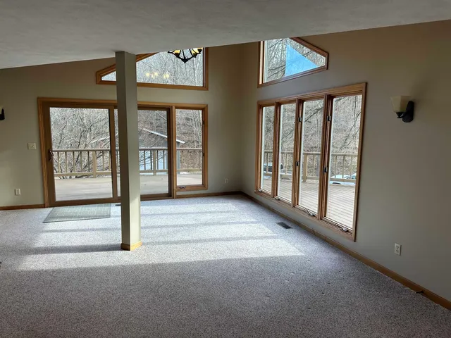 $675,000 | 1300 Shoal Creek Road, Unit 1, Murphysboro, IL 62966