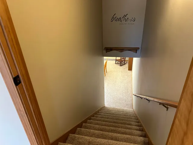 $675,000 | 1300 Shoal Creek Road, Unit 1, Murphysboro, IL 62966