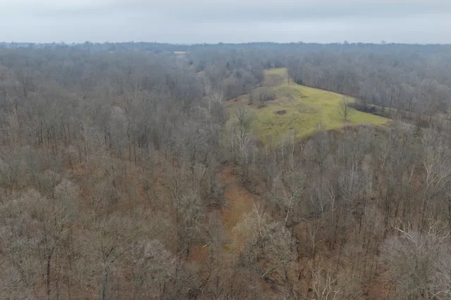 $675,000 | 1300 Shoal Creek Road, Unit 1, Murphysboro, IL 62966