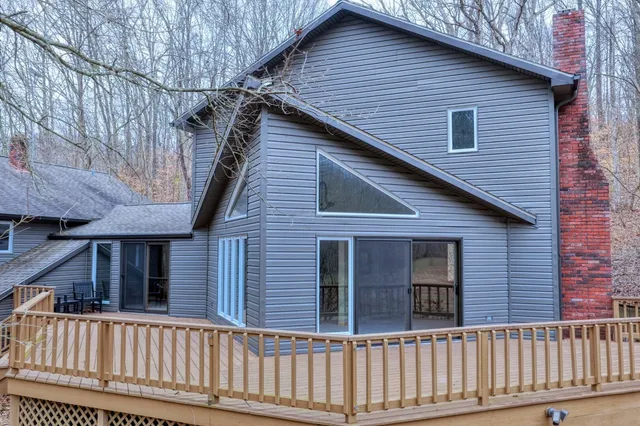 $675,000 | 1300 Shoal Creek Road, Unit 1, Murphysboro, IL 62966