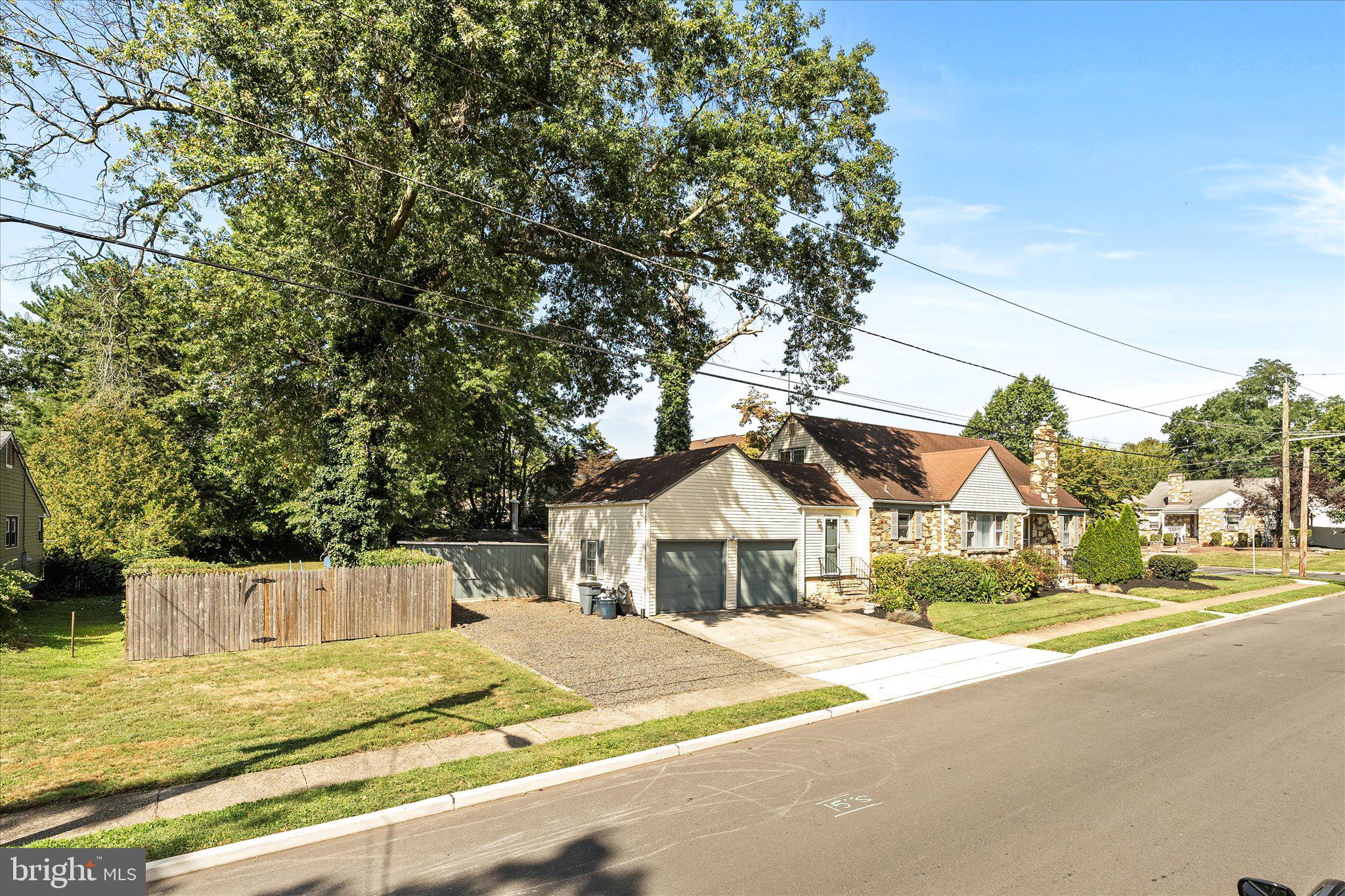 310 Pingree Avenue Ewing, NJ 08618 - Photo 5 of 28 a view of a yard in front of house