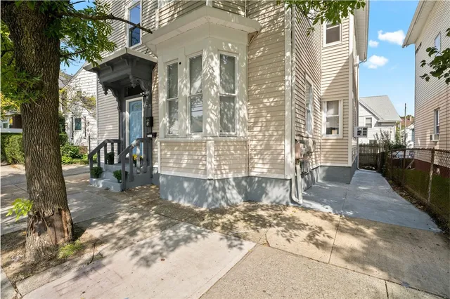 $1,650 | 1165 Chalkstone Avenue, Unit 1, Providence, RI 02908