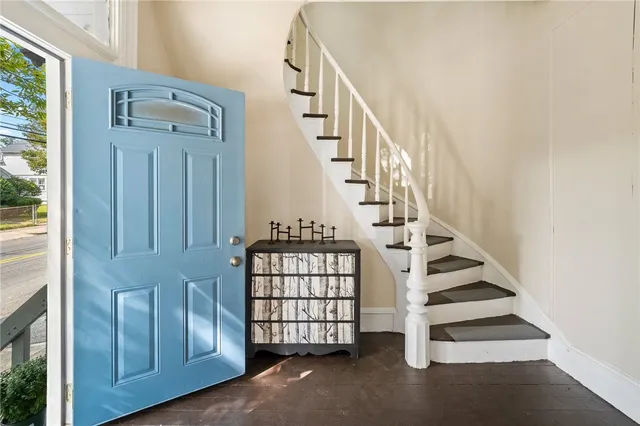 $1,650 | 1165 Chalkstone Avenue, Unit 1, Providence, RI 02908