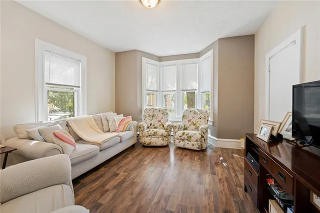 $1,650 | 1165 Chalkstone Avenue, Unit 1, Providence, RI 02908