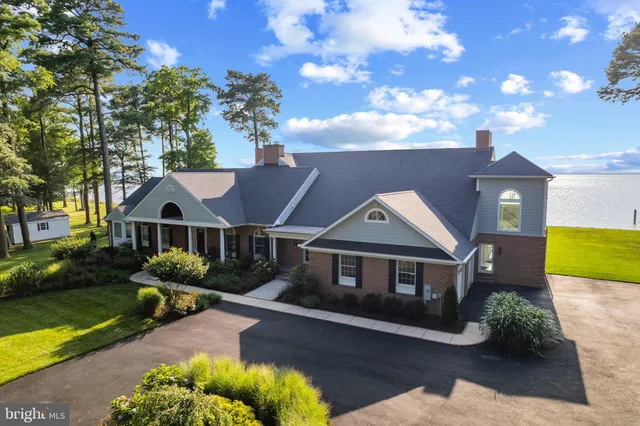 $2,495,000 | 205 Lighthouse View Drive, Stevensville, MD 21666